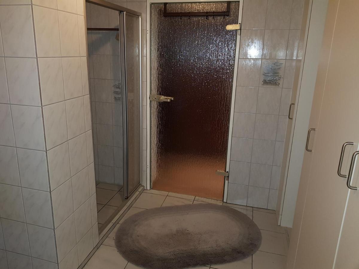 4 Sterne Souterrain Apartment Alt-Mariendorf 柏林 外观 照片